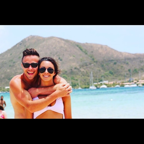 Meet your Posher, Sarah - Picture 1 of 1